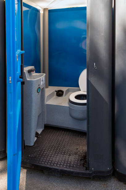 Best Portable toilet rental cost  in Forest City, FL