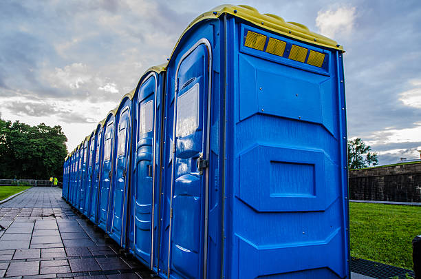 Best Affordable portable toilet rental  in Forest City, FL